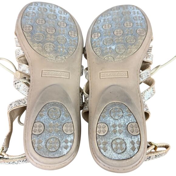 Naturalizer N5 Comfort Whimsy Golden Snakeskin Gladiator Sandals Shoes Flats 11 - Picture 15 of 16